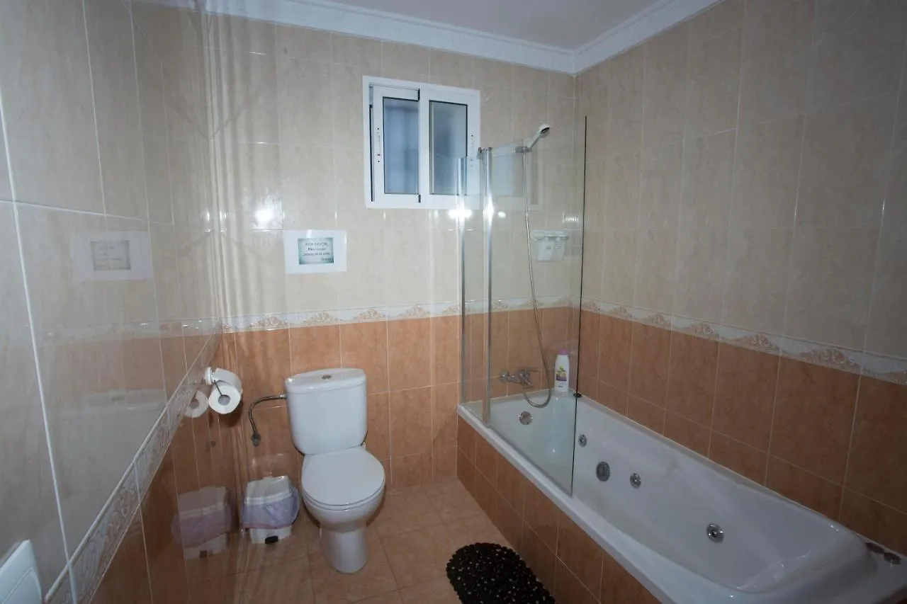 Alojamiento El Chaparro Barbate Guest House 0*,  Spain
